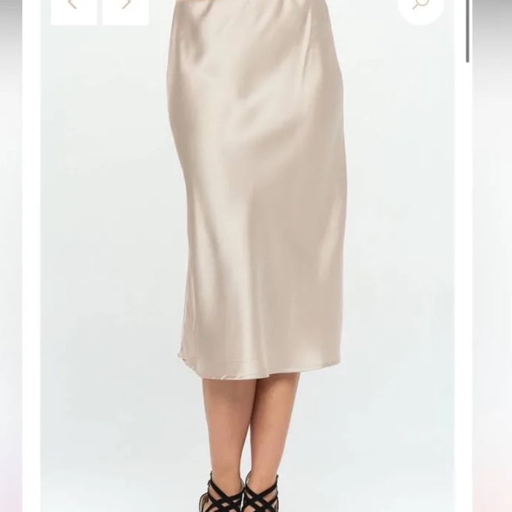 NWT Nicole Miller Satin Champagne Skirt Size XS Made in USA